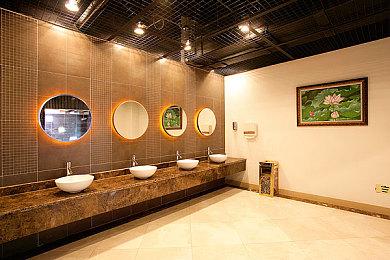 《方舟生存进化》24.8万Steam在线再创新高，夏季特卖史低29元